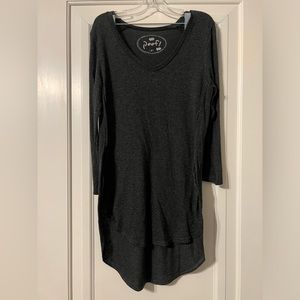 Black/ Grey 3/4 Sleeve T - Great for Layering - High Low - Women’s Small